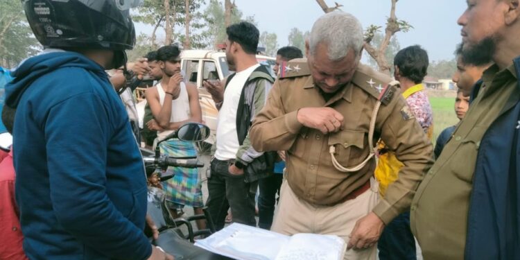 नीतीश कुमार के नवमी बार मुख्यमंत्री बनने पर सूरजपुरी नेता ने दी बधाई।