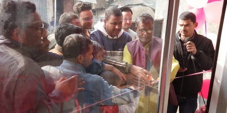 सुदुर गांव मे एयरटेल पेमेंट बैंक खुलने से ग्रामीणों में हर्ष