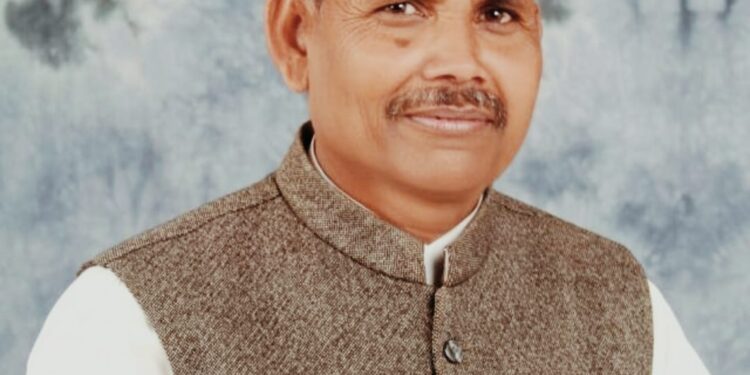 उत्तर प्रदेश : सुलतानपुर: मुख्यमंत्री योगी आदित्यनाथ ईमानदार और कर्मठ मुख्यमंत्री -चकबंदी विभाग सबसे भ्रष्ट और बेईमान विभाग