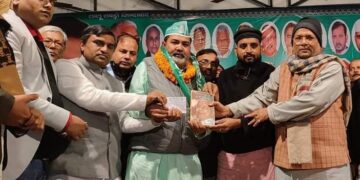 सैकड़ो समर्थको के साथ राजद मे शामिल हुए जमील अख्तर