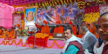 खरहट में दो दिवसीय सत्संग ध्यान अधिवेशन का समापन।