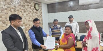 किशनगंज-प्राकृतिक आपदा: परिजनों को अनुग्रह अनुदान की राशि का स्वीकृति आदेश हस्तगत
