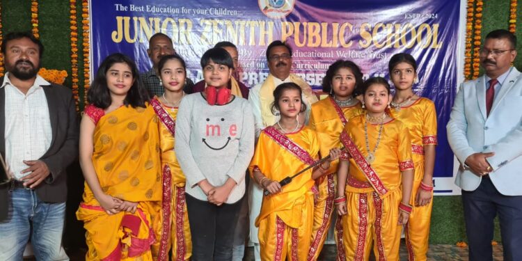 जूनियर जेनिथ पब्लिक स्कूल नाम से दूसरा ब्रांच का पूर्व विधायक ने किया उद्घाटन
