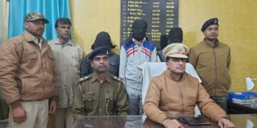 डीएसपी के नेतृत्व में लूटी गई ड्राय फ्रूट लोडेड पिकअप सहित तीन अपराधियों को किया गिरफ्तार