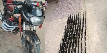 एक मोटरसाईकिल सहित 211 लीटर नेपाली शराब किया गया बरामद