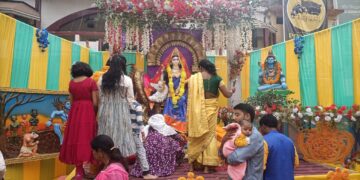 शहर में माता सरस्वती पूजा की मची धूम, छात्रों में उमंग व उत्साह के साथ मनाई गई पूजा