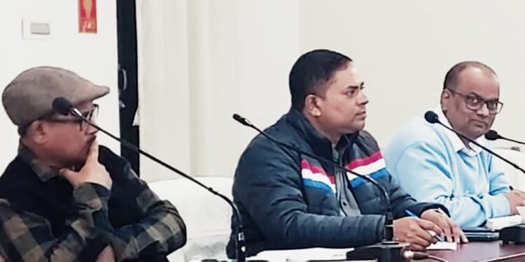 किशनगंज- क्लीनिकल इस्टैब्लिसमेंट (रजिस्ट्रेशन एवं रेगुलेशन) एक्ट 2010 (धारा 11) का पालन जरूरी है: समीक्षा