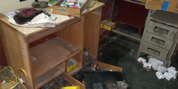 रानीगंज मुख्यालय में एक ही रात में तीन अलग अलग जगहों पर हुआ चोरी।