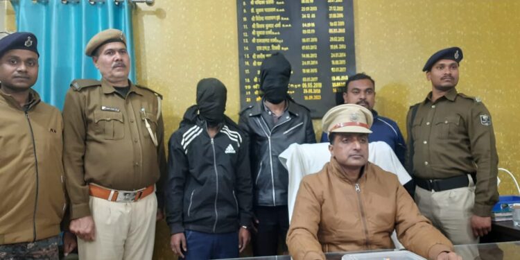 शादी कर लौट रहे दूल्हे ने साले के साथ ससुराल की जगह पहुंच गया हवालात