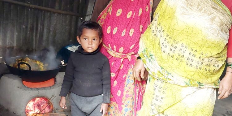 कागज पर चल रहा है वेंडर का काम मदरसा में भी बच्चों को नहीं मिल रहा अंडा