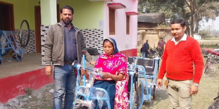 एडिप योजना अन्तर्गत दिव्यांगों के बीच कृत्रिम अंग उपकरण का वितरण