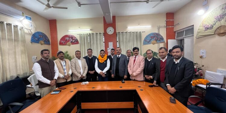 किशनगंज: जिला एवं सत्र न्यायाधीश को दिया गया भावपूर्ण विदाई