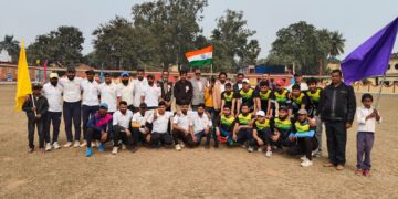 दूसरे क्वार्टर फाइनल में नियाज हॉस्पिटल एकादश,ठाकुरगंज 70 रनों से जीता