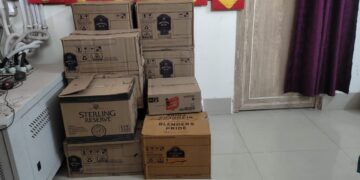 रानीगंज पुलिस ने बंगाली टोला से बिदेशी शराब का खेप को पकड़ा चार नामजत।