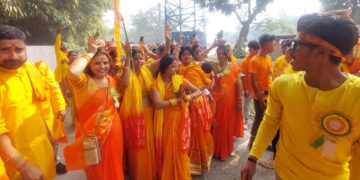 राम जानकी मंदिर खरुआ के प्राण प्रतिष्ठा के लिए निकल गई शोभायात्रा।