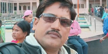 रानीगंज/अररिया – पेढ़ ले , पेढ़ ले बच्चा रे एखेन उमर छो कच्चा रे- बच्चों को शिक्षा के प्रति जागरूक करने को लेकर प्रिंसिपल अनमोल कुमार आनंद मध्य विद्यालय कुपाड़ी की शानदार रचना