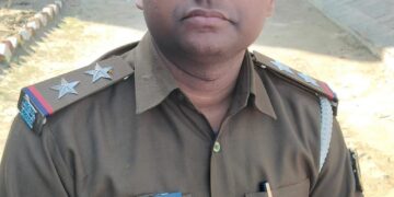 कुर्साकांटा- अपराधियों में पुलिस का इतना खौफ होना चाहिए कि अपराध करने से पहले 10 बार सोचें कुर्साकांटा थानाध्यक्ष – अभिषेक कुमार।