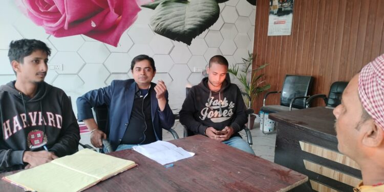 किशनगंज: विधिक जागरूकता शिविर का किया गया आयोजन, बच्चों के लिए कानूनी सेवाएं की दी गई जानकारी