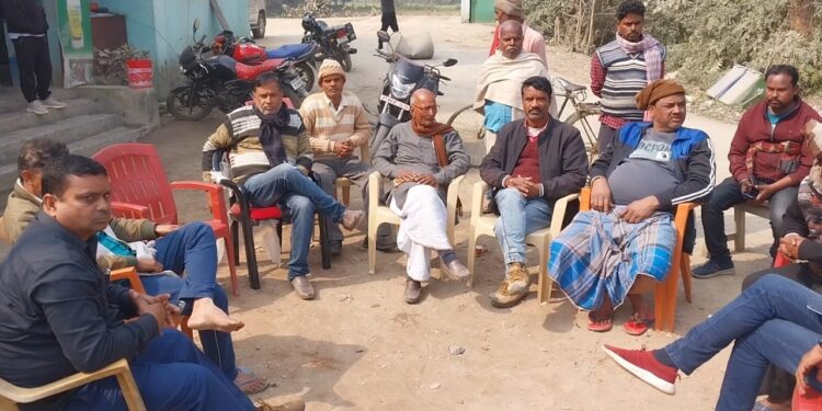 अतिक्रमण के कारण लगातार जाम की समस्या,राहगीर व दुकानदार में होता है झड़प