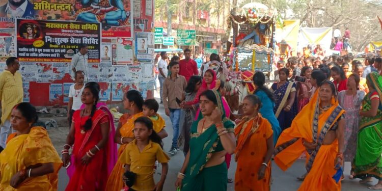 किशनगंज: शिव बारात धूमधाम से निकल गई, भक्तों में उत्साह का माहौल