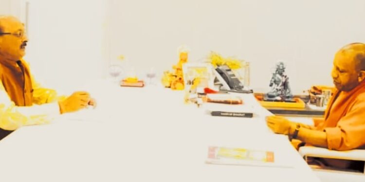 लखनऊ -विश्व के मूर्धन्य विद्वानों में शामिल हिंदू उर्दू संस्कृत और अंग्रेजी भाषा के मूर्धन्य विद्वान वरिष्ठ पत्रकार बीरेंद्र सिंह वत्स को राज्य सूचना आयुक्त की जिम्मेवारी