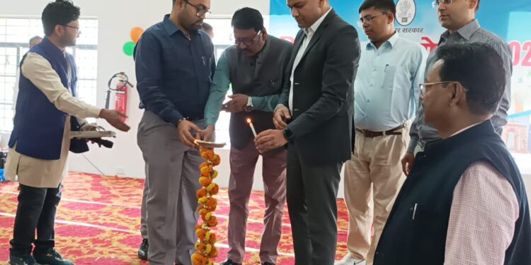 किशनगंज -बिहार दिवस का हुआ आयोजन- डीएम ने दिया मतदान करने का संदेश