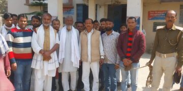 अपना अधिकार पार्टी के राष्ट्रीय उपाध्यक्ष डाॅ फरान यजदानी गिरफ्तार, दर्जनों समर्थक मौजूद