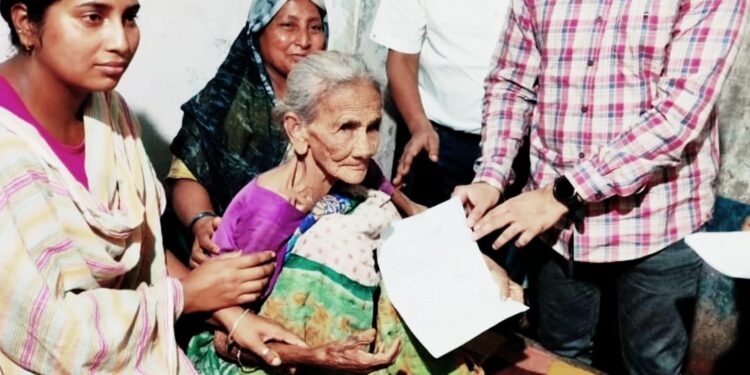 लोकसभा चुनाव 2024-85वर्ष अधिक आयु के 7065मतदाता- घर पर ही मतदान की सुविधा