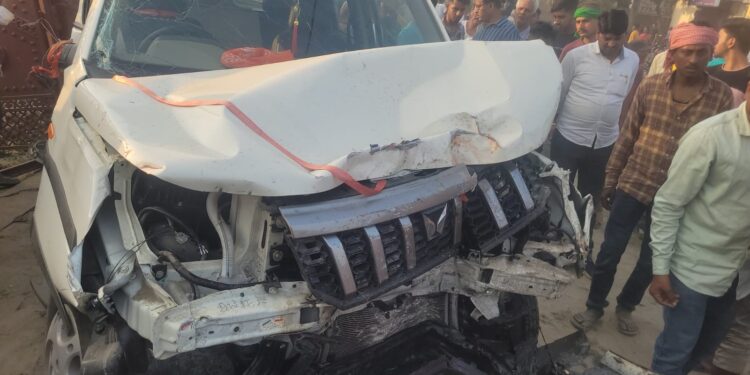 रानीगंज थाना के पास भीषण सड़क हादसा