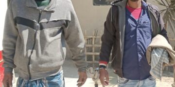 दो फरार वारंटी गिरफ्तार भेजा जेल