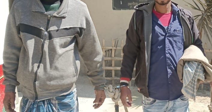 दो फरार वारंटी गिरफ्तार भेजा जेल