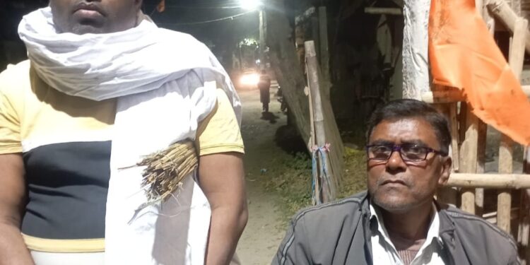 140 ग्राम सोना और 1 लाख 75 हजार रुपए लेकर शादीशुदा पुरुष के साथ भागी एक बच्चे की मां। सदमे से ससुर को आया हृदयघात हुई मौत।