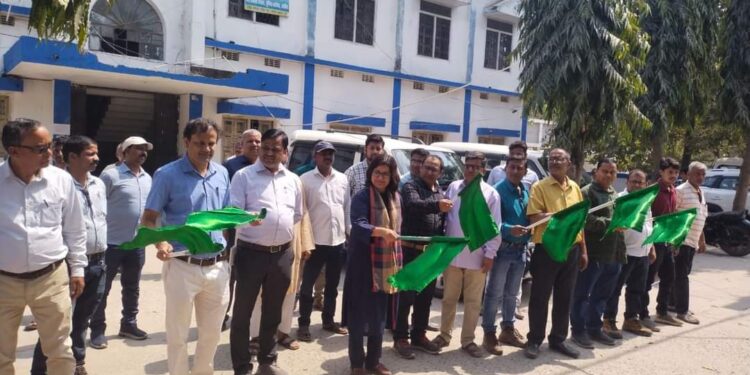 अररिया लोक स्वास्थ्य प्रमंडल अररिया एवं फारबिसगंज की अगुवाई में आज जिले के सभी प्रखंडों में चापाकल मरम्मति हेतु 09 मरम्मती दल -सह- जागरूकता रथ को