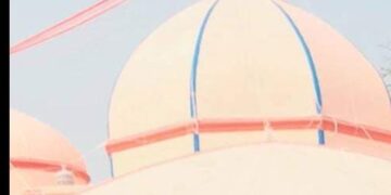 महाशिवरात्रि को लेकर रानीगंज प्रखंड में भक्ति का माहौल मंदिरों में सफाई हुआ रंग रोगन शुरू