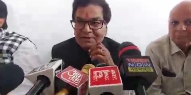 समाजवादी पार्टी -वरउण गांधी को उम्मीदवार भाजपा नहीं बनाई तो अखिलेश का दरवाजा रहेगा खुला राजनीति…