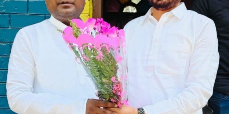 आरजेडी उम्मीदवार पूर्व मंत्री शाहनवाज आलम 18 अप्रैल को करेंगे नॉमिनेशन : डा. राकेश रोशन यादव