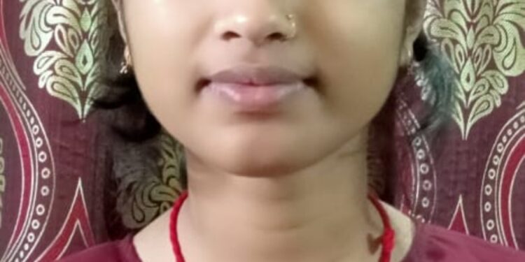 अररिया – अधिवक्ता पुत्री स्नेहा ने मैट्रिक परीक्षा में 86.6% अंक प्राप्त कर परिवार का मान बढ़ाया