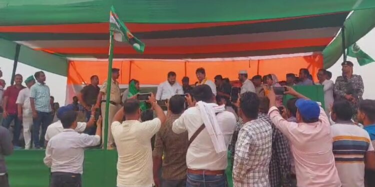 कटिहार – देश की जनता को धोखा देने का काम किए हैं नरेंद्र मोदी,तेजस्वी यादव