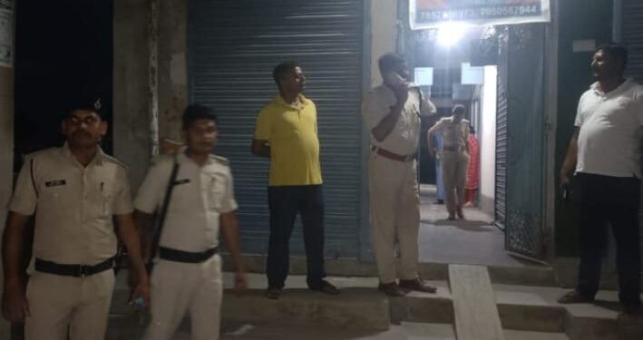 किशनगंज: युवक ने फांसी के फंदे से लटक कर किया आत्महत्या, पुलिस जांच में जुटी