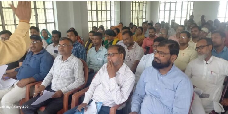 बीईओ सुषमा कुमारी की अध्यक्षता में गुरु गोष्ठी का आयोजन