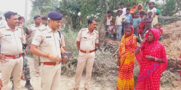 महादलित परिवार का पलायन करने की खबर के मामले को प्रशासन ने गंभीरता से लिया।