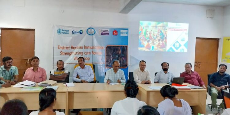 दिघलबैंक -नियमित टीकाकरण रोग प्रतिरोधक क्षमता पैदा करता है- एंटीबॉडी बनाकर शरीर को रखता है सुरक्षित