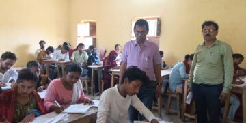 रानीगंज- वाई एन पी डिग्री कॉलेज रानीगंज में सम्पन्न हुई पार्ट टू 2024 ऑनर्स पेपर की परीक्षा।