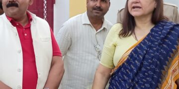 सुलतानपुर- कौन जीतेगा मुद्दा या नेता-मेनका गांधी ने की समीक्षा