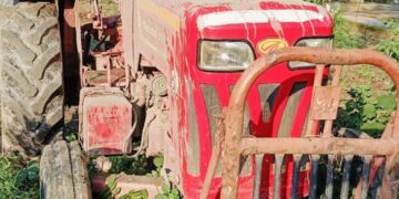 अवैध बालू खनन के खिलाफ प्रशासन का‌ नकेल टैक्टर जप्त