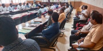 समाहरणालय किशनगंज, बिहार -छोटी नदियां विकराल बाढ़ बन कहर बरपाती हैं-सुरक्षा की तैयारी शुरू