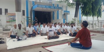 समस्तीपुर – योग हमारे शरीर, मन और आत्मा को एक साथ जोड़ने का तरीका है : न्यायधीश