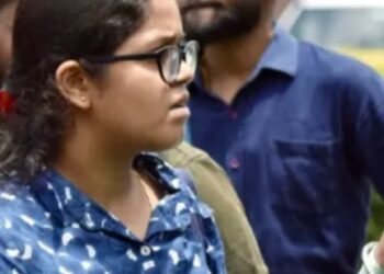गुजरात – तफ्तीश वायरल: 10लाख नगद और ब्लैंक चेक का चला था नीट परीक्षा में खेल