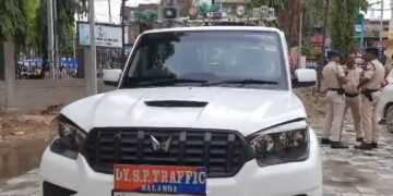 नालंदा – ट्रैफिक डीएसपी सुनील कुमार सिंह ने कर्तव्य का पाठ पढ़ाया।