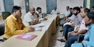 Supaul – छातापुर प्रखंड कार्यालय परिसर स्थित ललित नारायण सभागार में प्रखंड विकास पदाधिकारी ने बीएलओ के साथ की बैठक दिए कई निर्देश..